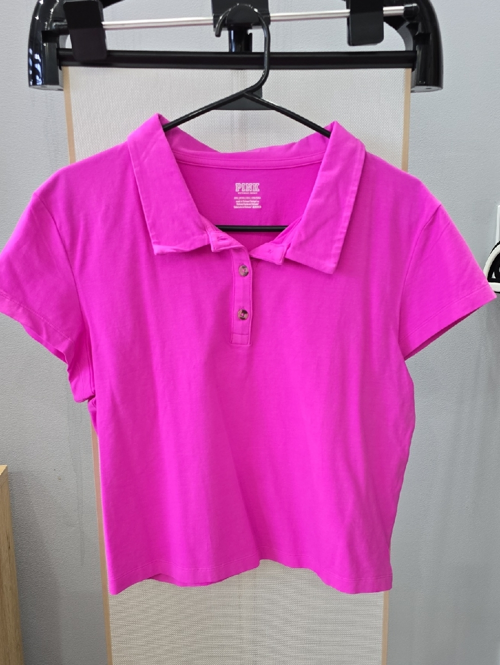 PINK Victoria's Secret Hot Pink Logo Tee